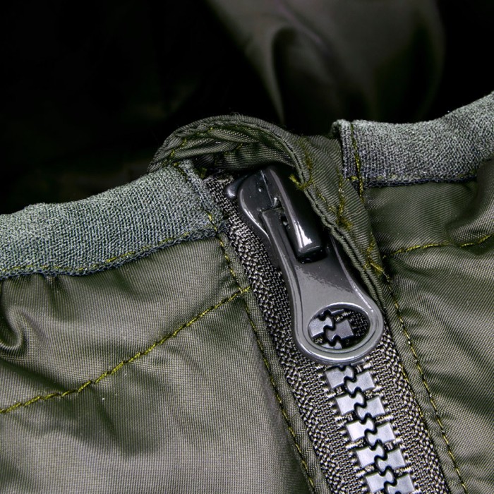 Fox Quilted Jacket Zip Close Up