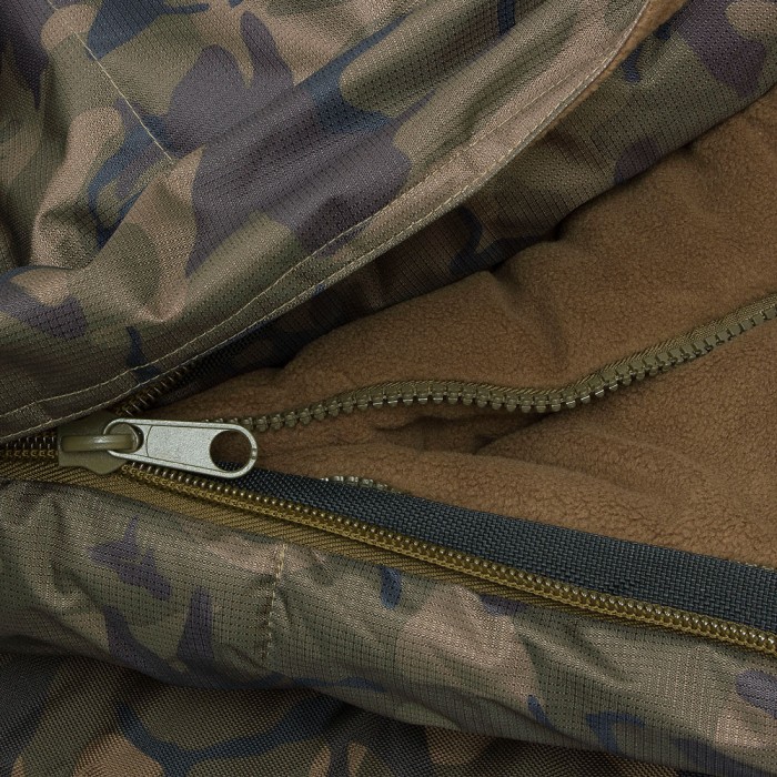 Fox Ventec VRS 2 Camo Sleeping Bag Zips