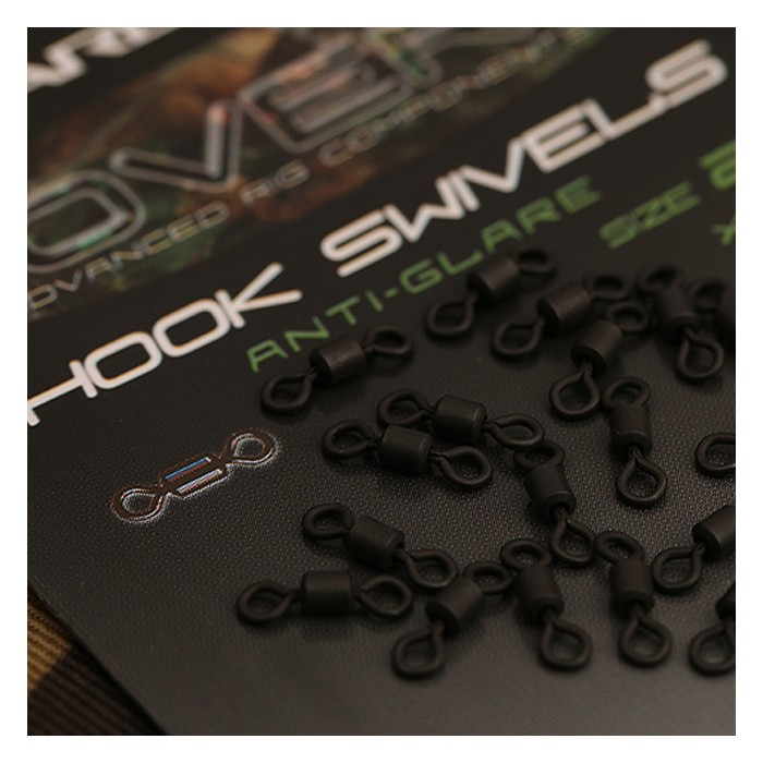 Gardner Covert Hook Swivels Close Up