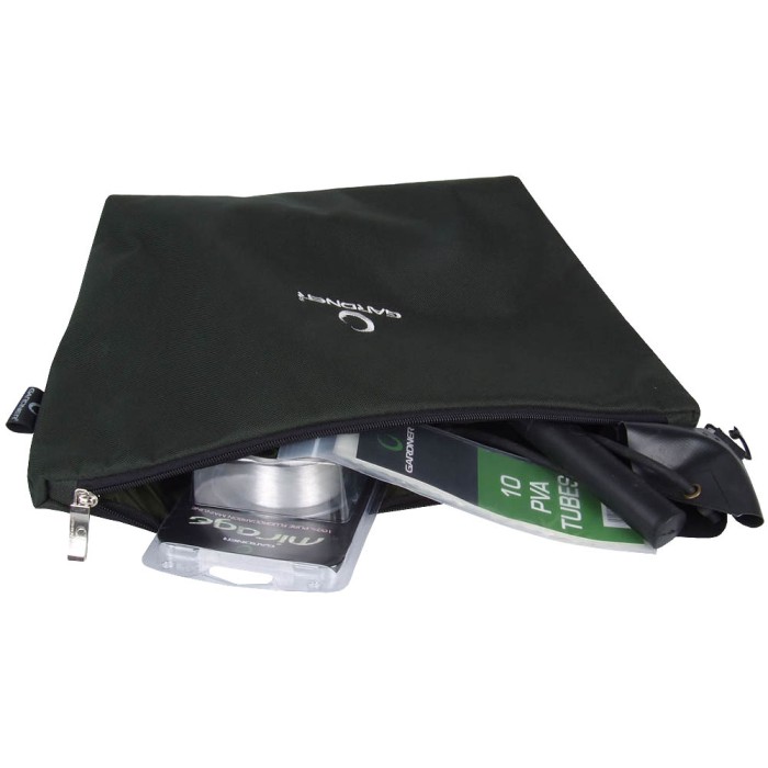 Gardner Odds 'N' Sods Session Kit Fishing Bag In Use