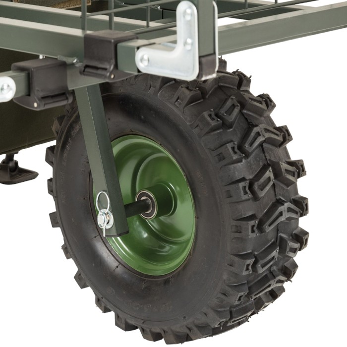 JRC Cocoon 2G Barrow Wide Wheel Close Up