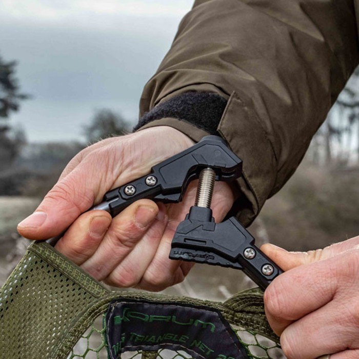 Korum Folding Triangle Nets Spreader Block