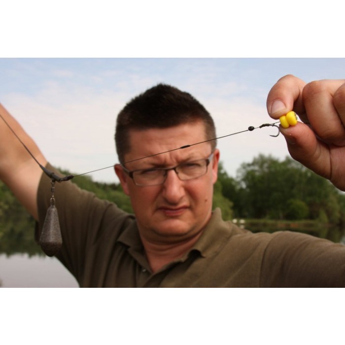 Korda Distance Casting Swivel Fishing Lead In Use 3