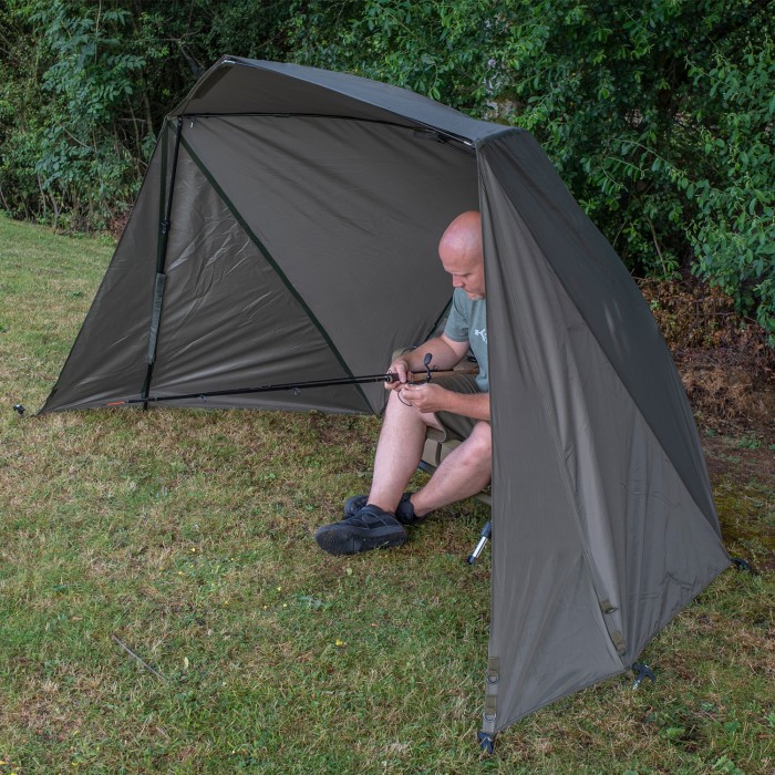 Korum Pentalite Brolly Fishing Shelter 50 Inch In Use 3