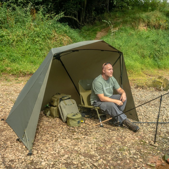 Korum Pentalite Brolly Fishing Shelter 50 Inch In Use 5