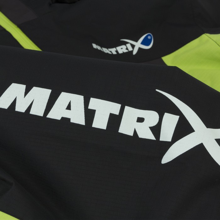 Matrix Hydro RS 20K Jacket Close Up Logo 2