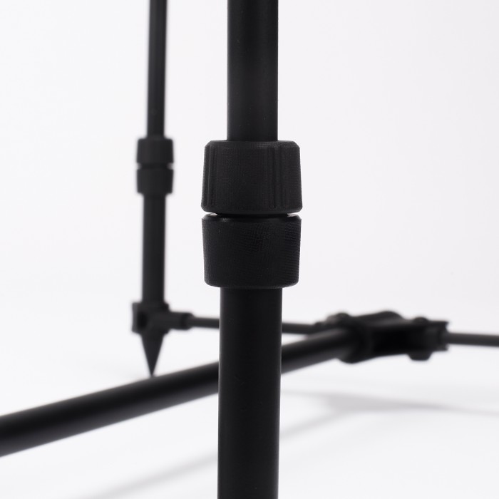 3 Rod KNX Pod Close Up