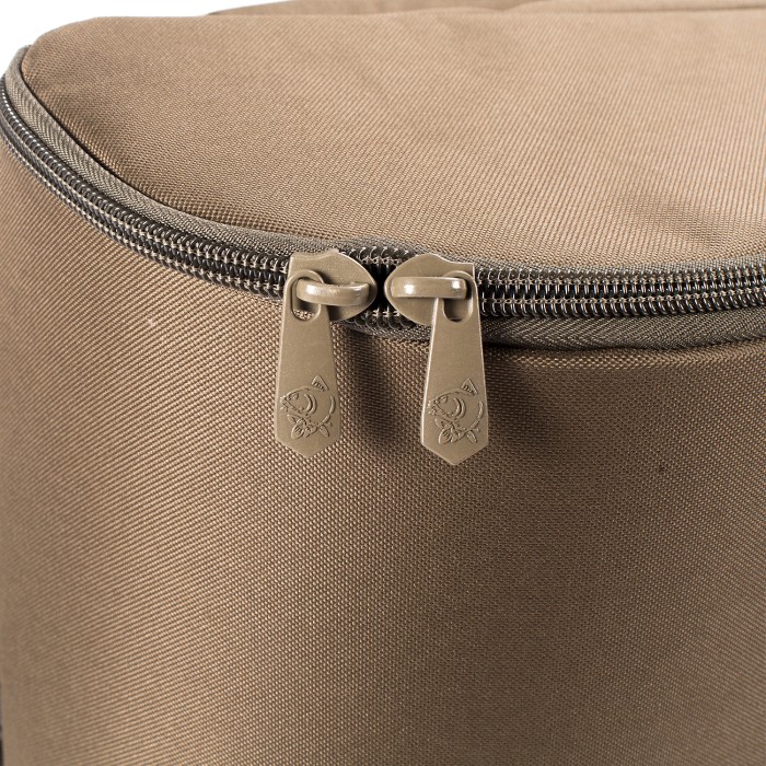 Nash Trax Evo Side Loader, close up of zips