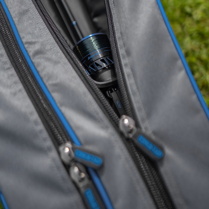 Preston Competition 4 Rod Fishing Holdall In Use 1