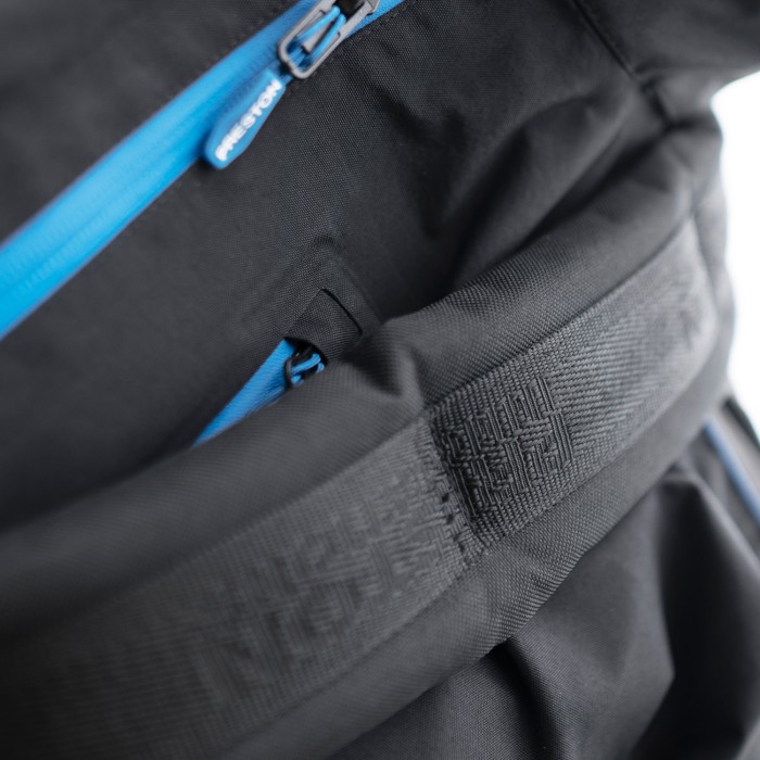 Preston Competition Fishing Holdall 8 Tube Padded Shoulder