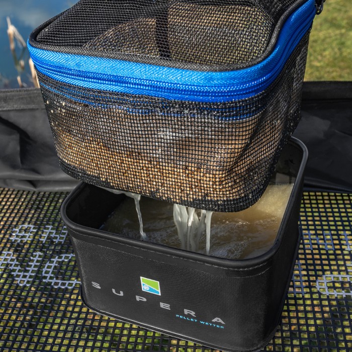 Preston Supera Fishing Pellet Wetter In Use With Pellets