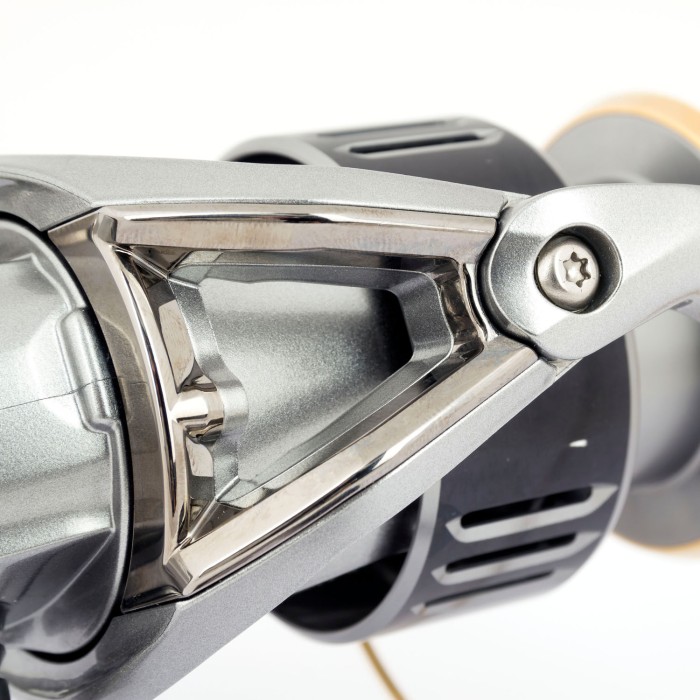 Shimano Twin Power Reel Close Up 1