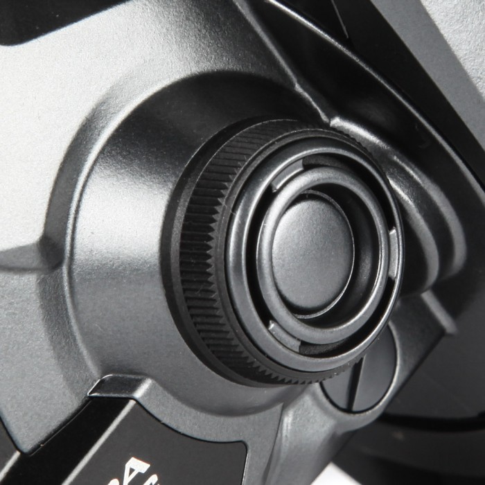 Shimano Ultegra CI4+ XTC Reel Close Up 4