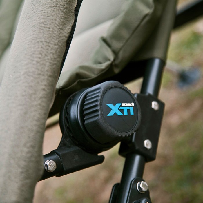 Sonik XTI Lounger Chair 2