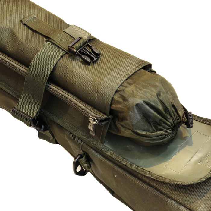 Sonik SK-TEK 3 Rod Compact Fishing Sleeve Close Up 3