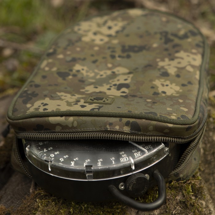 Thinking Anglers Camfleck Scales Pouch In Use