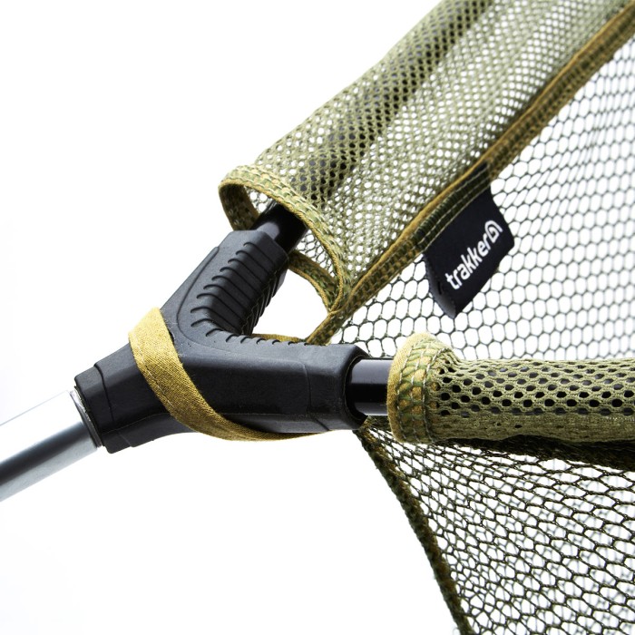 Trakker CR-42 Landing Net 1