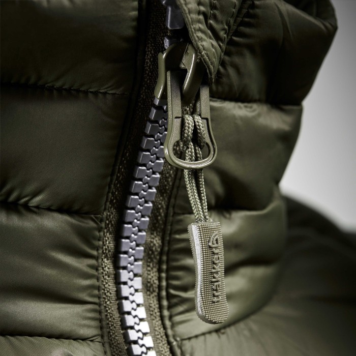 Trakker Base XP Jacket Close Up Zip 1