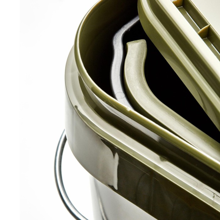 Trakker Pureflo Bait Filter System 17ltr Close Up 1