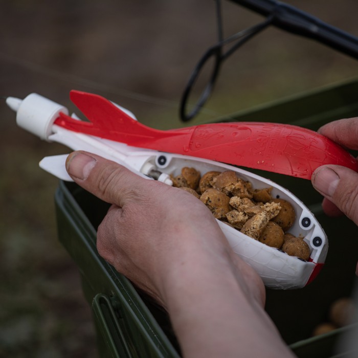 AD Wolf X-SPOD Performance White/Red Lifestyle 4