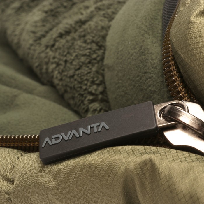 Advanta 4 Season Green Sleeping Bag Close Up 2
