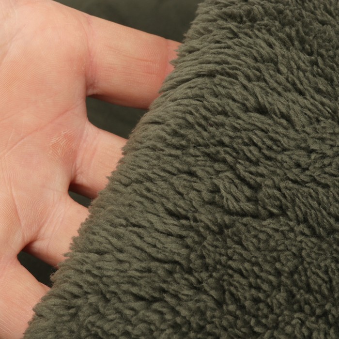 Advanta 4 Season Green Sleeping Bag Close Up 3