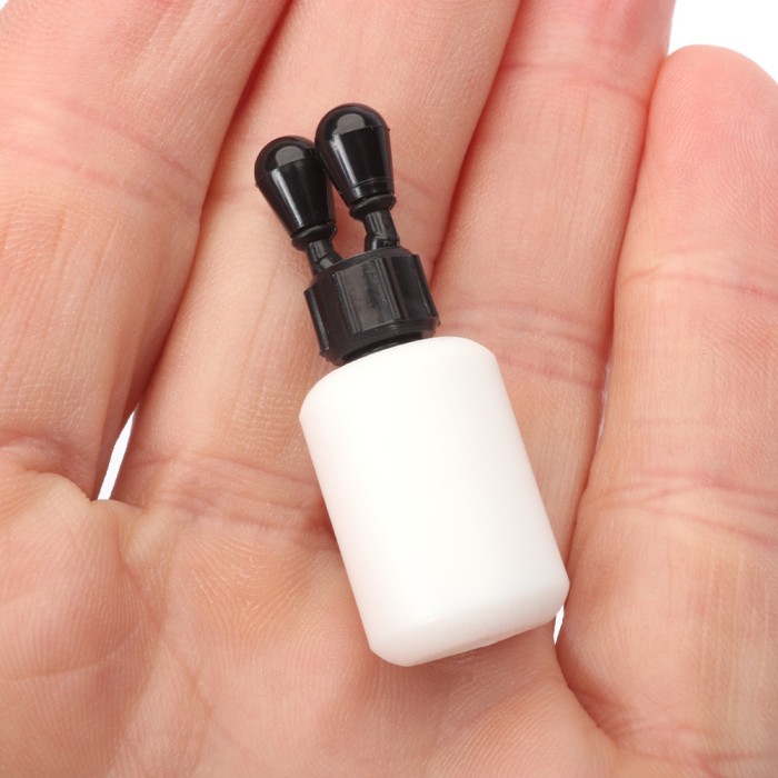 Advanta Bobbin Kit 3 Piece Close Up 1