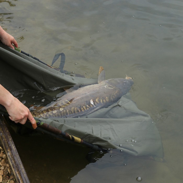 Advanta Camo Mesh Weigh Sling In Use 2