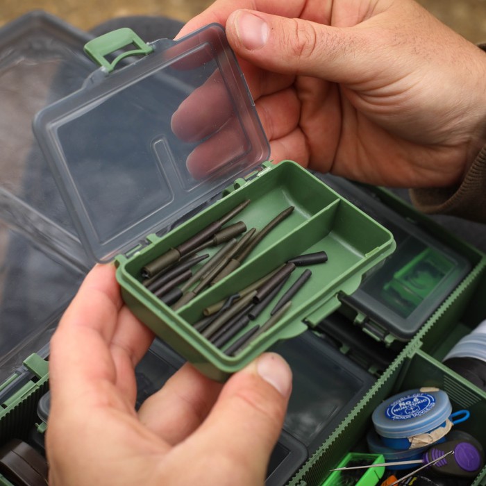Advanta Carp Tackle Box Complete In Use 3