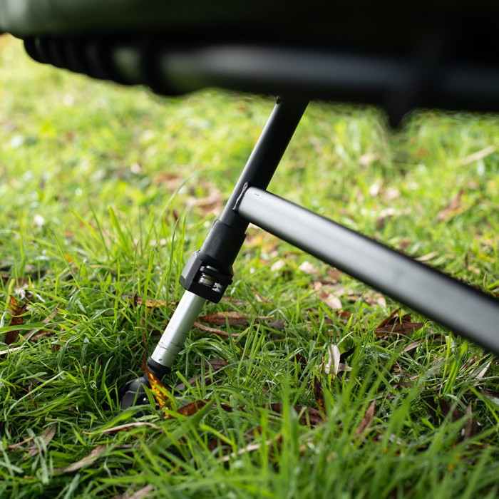 Advanta Comfort+ Bedchair 6 Leg 9