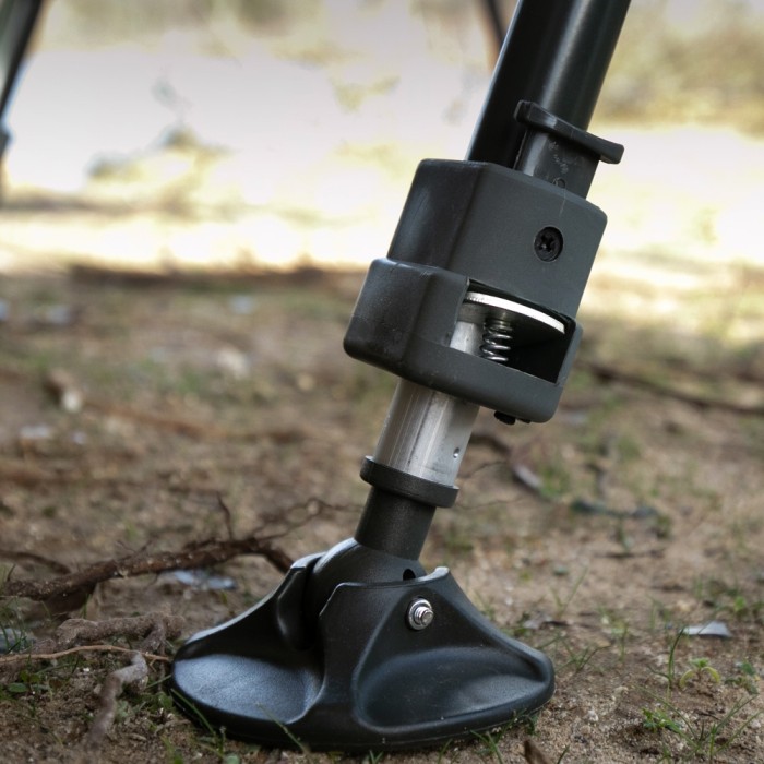 Advanta Discovery CCX DPM Relaxa Fishing Chair Legs 1