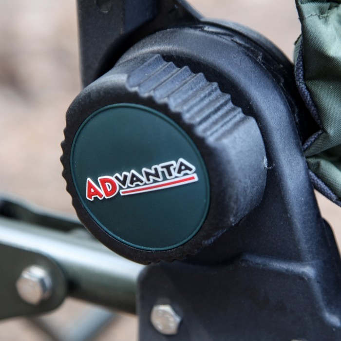 Advanta Discovery CCX DPM Relaxa Fishing Chair Close Up 2