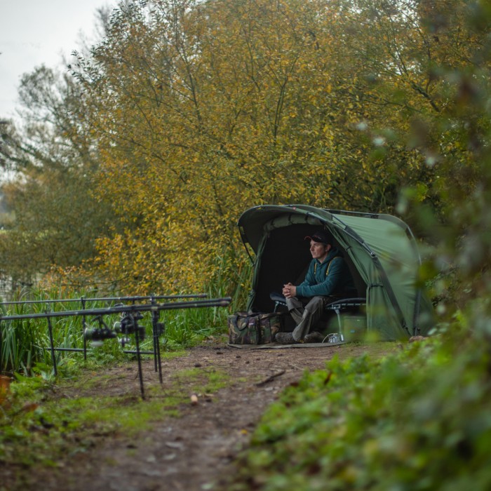 Advanta Discovery CX One Night Stand Fishing Bivvy V2 In Use 4