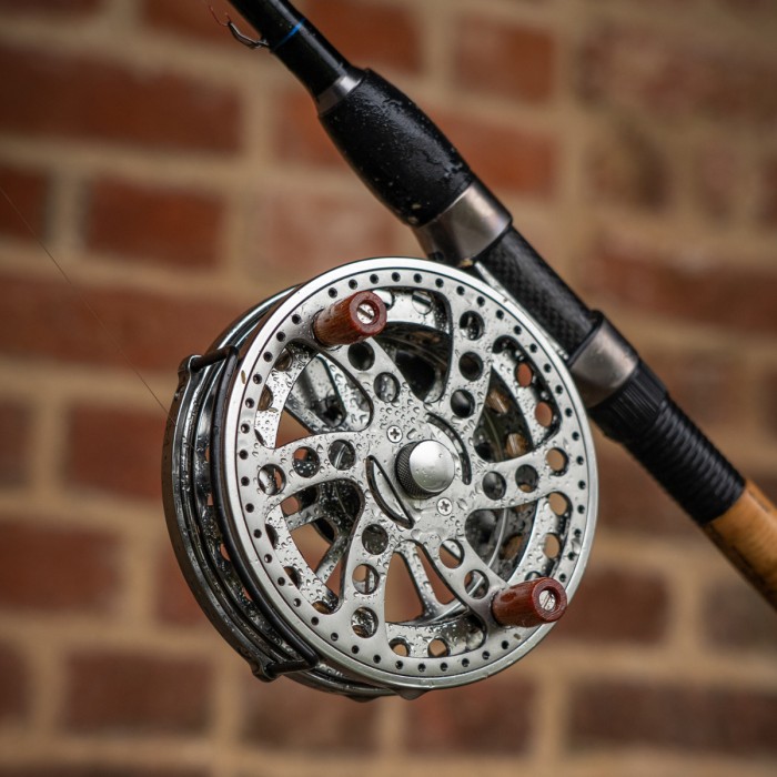 Advanta Discovery RVS Centrepin Reel In Use 6