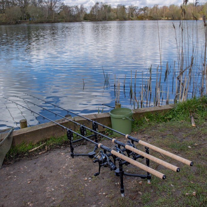 Advanta Discovery RVS Twin Tip Fishing Rods Lifestyle  2