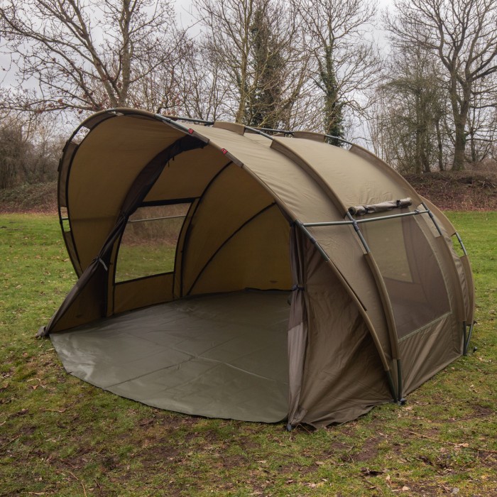 Advanta Endurance LS Fishing Bivvy XL On The Bank