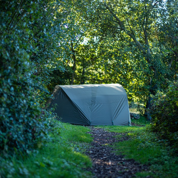 Advanta Endurance Uni-Extended Fishing Overwrap 1 Man In Use 2