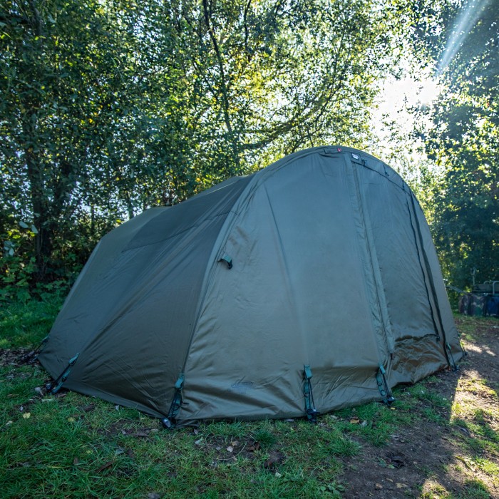 Advanta Endurance Uni-Extended Fishing Overwrap 1 Man In Use 3