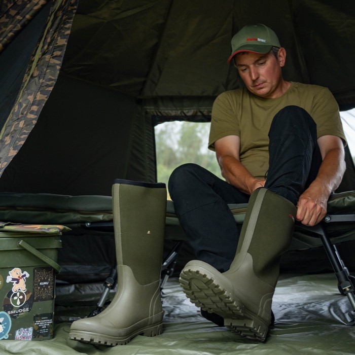 Advanta Neoprene Angler Fishing Boots In Use 1