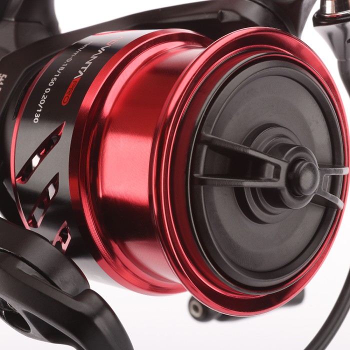 Advanta Pro Match S4000 Fishing Reel Close Up 2