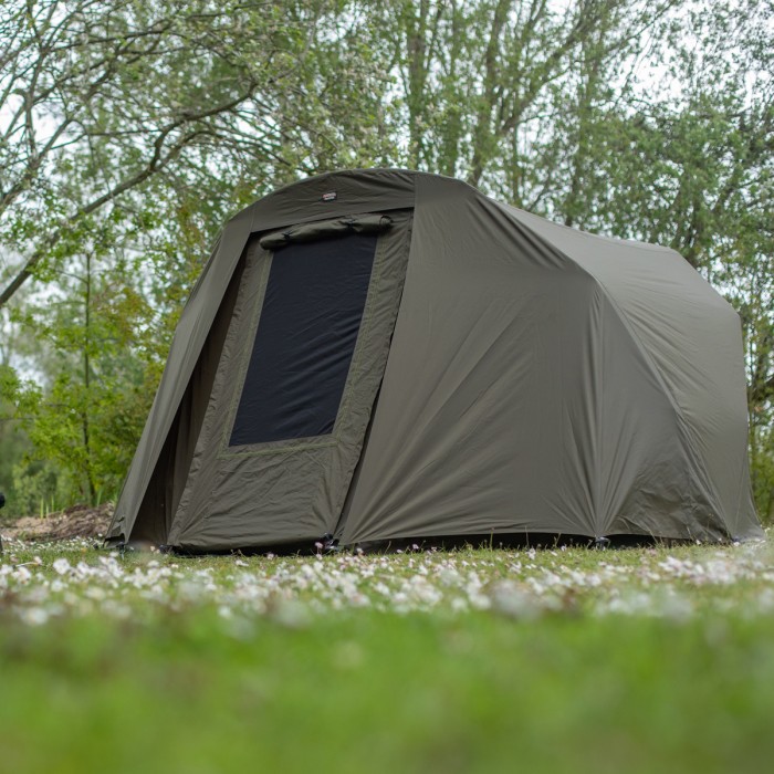 Advanta Protector MZ Fishing Bivvy 2 Man Wrap In Use 1