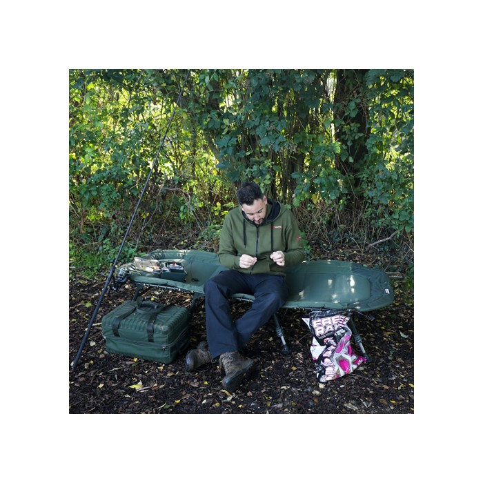 Advanta Protector Straight Eight Bed