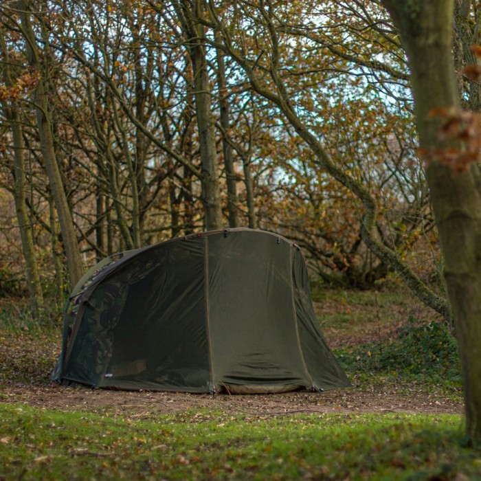 Advanta Protector Uni-Fit Mozzi Front V2  In Use 2