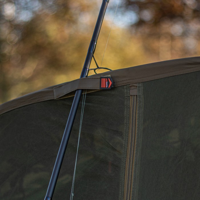 Advanta Protector Uni-Fit Mozzi Front V2  In Use 3