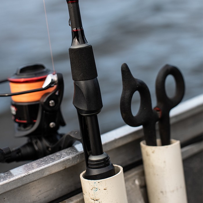 Advanta PS Travel Jig & Spin Fishing Rod In Use 3