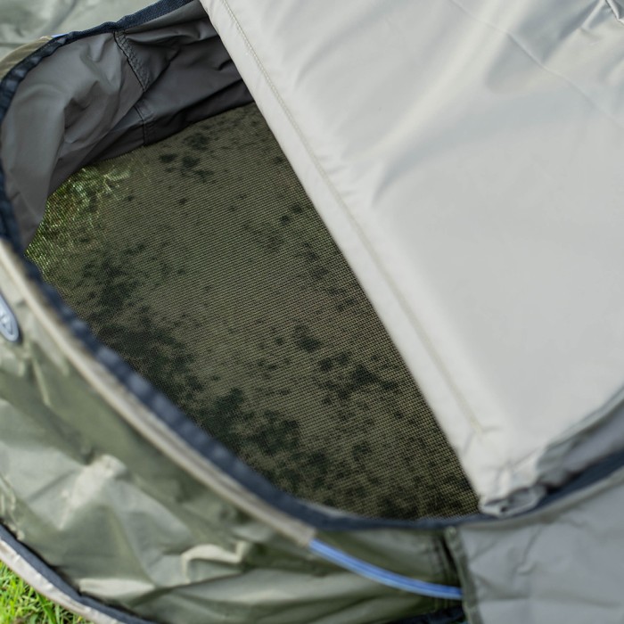 Advanta Quick-Cradle Large In Use 7