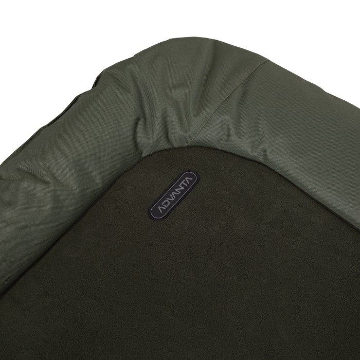Advanta 6 Leg Green Session Bedchair Close Up 1