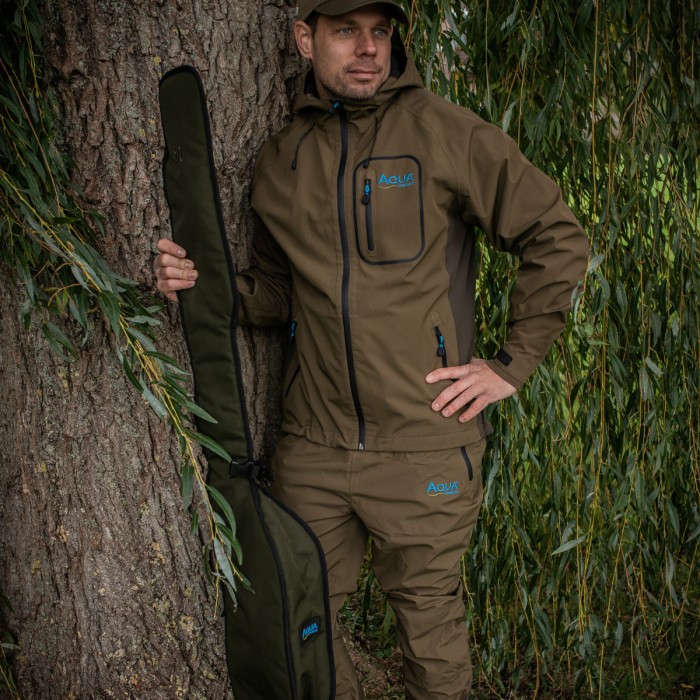 Aqua Black Series Full Rod Fishing Sleeve 10ft In Use 2