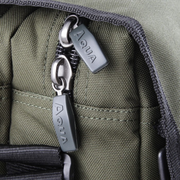 Aqua Black Series Stalking Bag Close Up 2