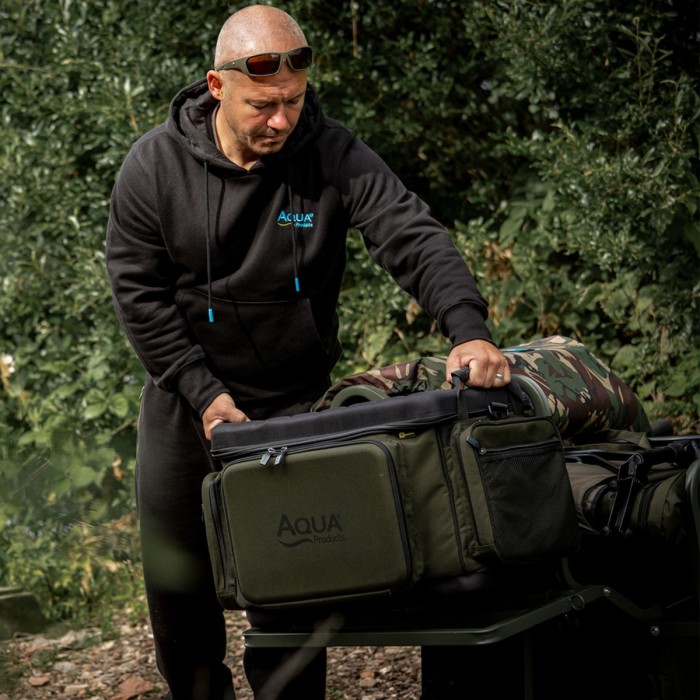 Aqua Front Barrow Bag Black Series 5